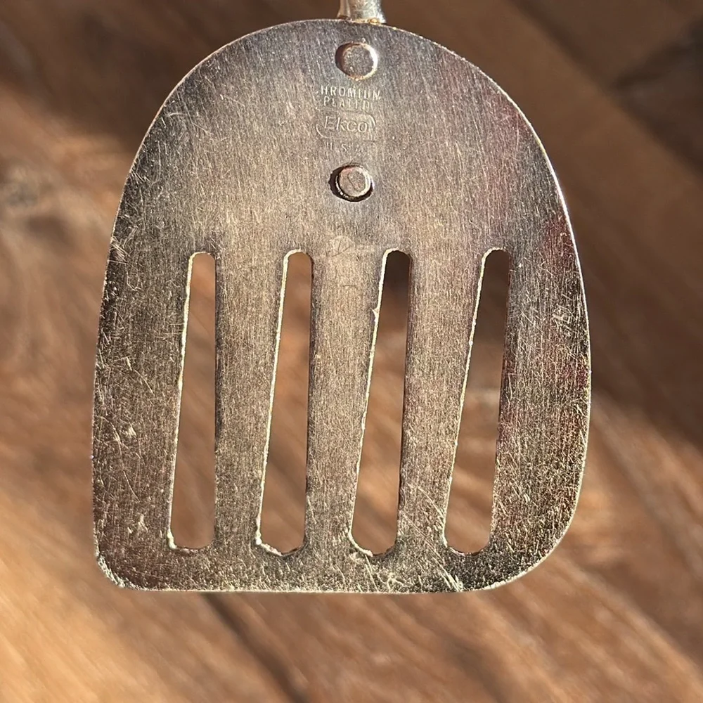 Vintage EKCO Short Handle Slotted Angled Spatula Wood Grip Chromium Plated